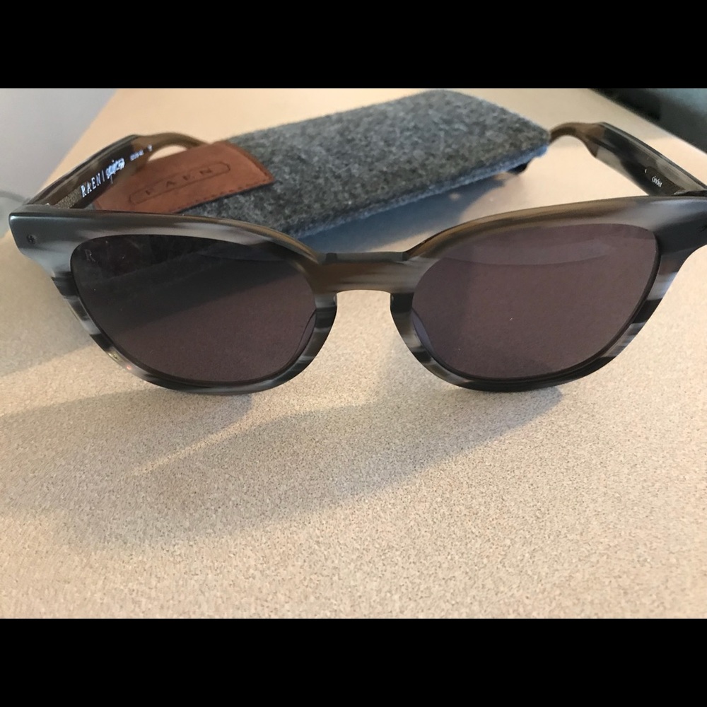 Raen Tortoise 53 New!